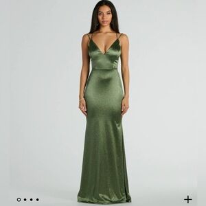 Macy Lace Up Slim Glitter Satin Formal Dress - Never Worn! Tags On! Brand New!